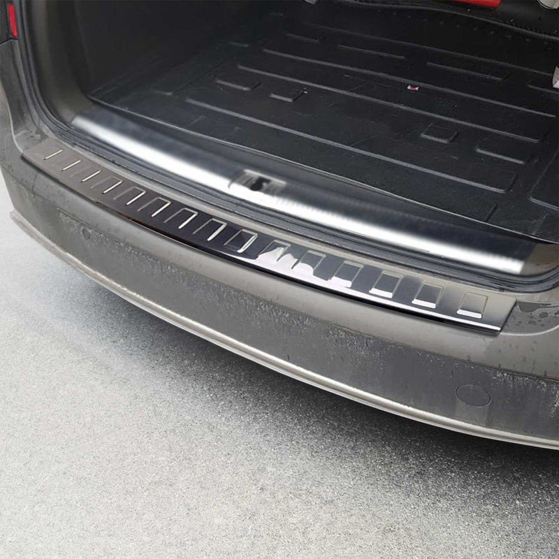 Protection seuil de pare-chocs arriére pour Audi A4 B8 Break 2007-15 Chromé Inox