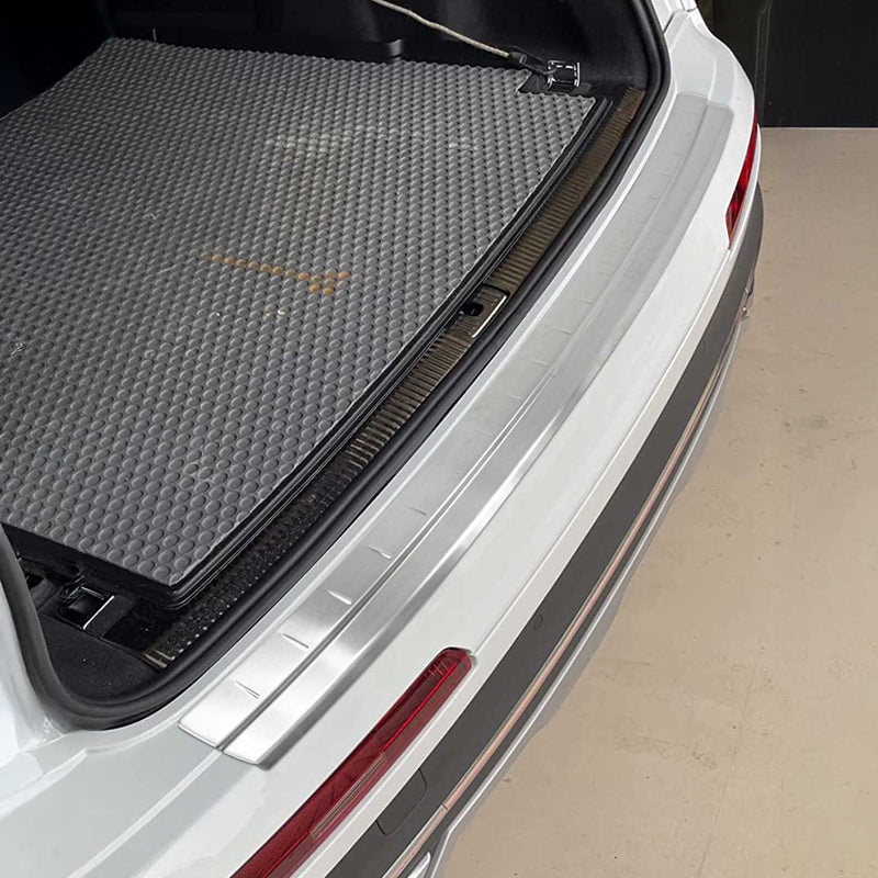 Protection seuil de pare-chocs arriére pour Audi Q7 4M 2015-2025 Acier Brossé