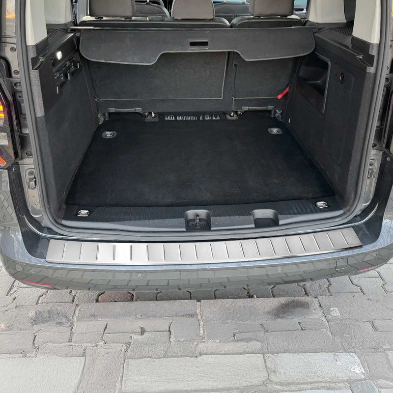 Protection seuil coffre pare-chocs pour VW Caddy 5 2021-2025 inox Brossé