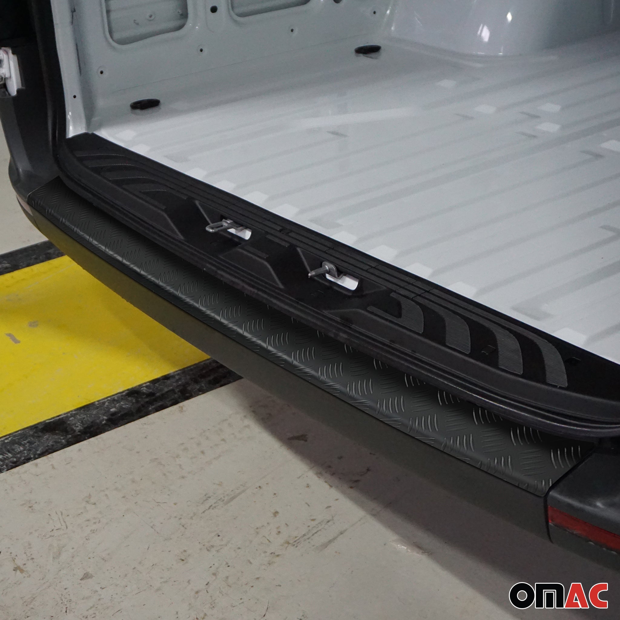 Protection de Pare-Chocs Arrière pour Mercedes Sprinter W907 2018-2026 Alum Noir