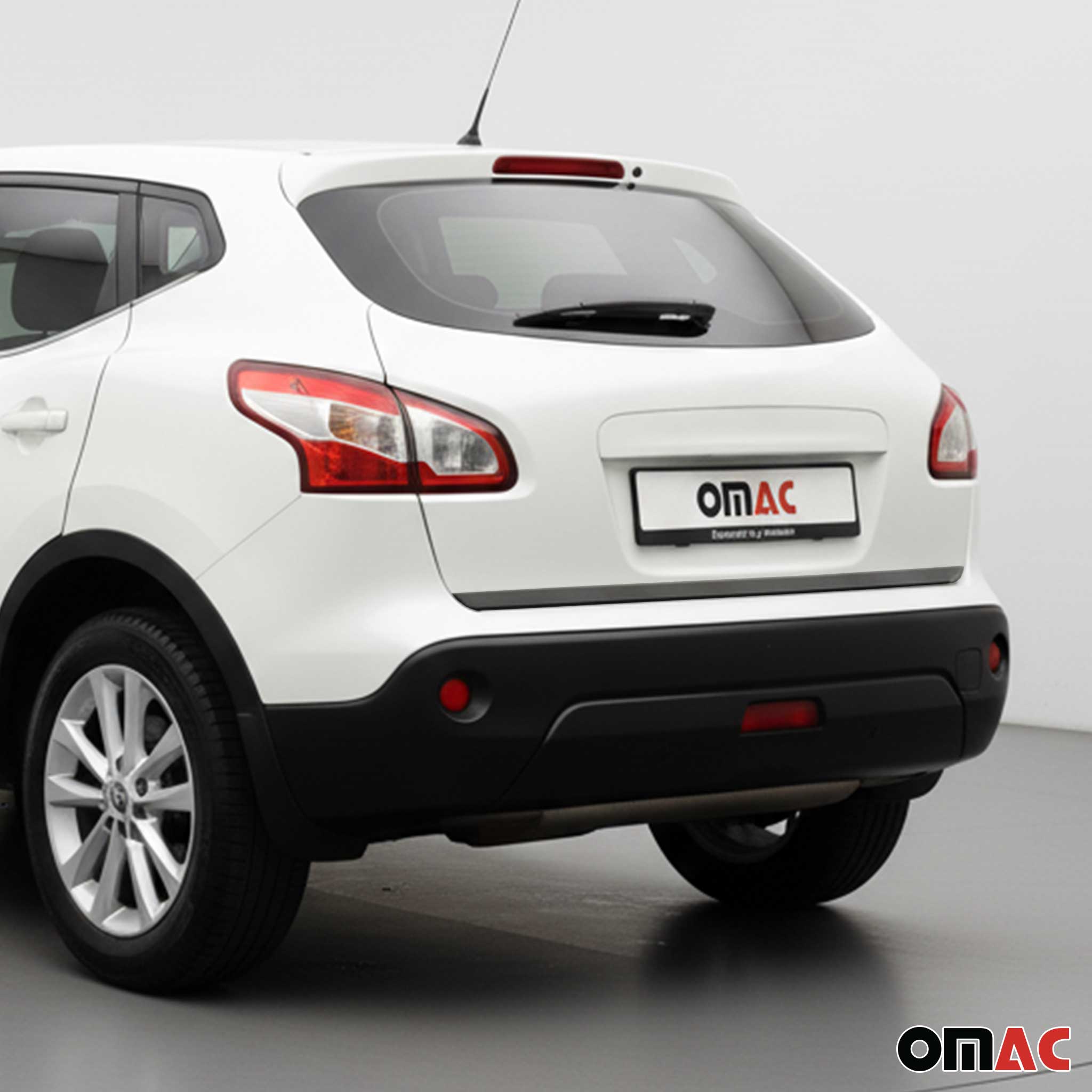 Garniture de Hayon Coffre pour Nissan Qashqai 2014-2021 acier inox foncé