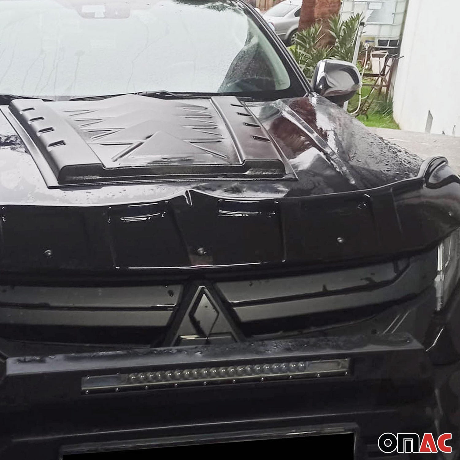 Deflecteurs d'air capot de voiture pour Mitsubishi L200 FL noir modèle en ABS 1x