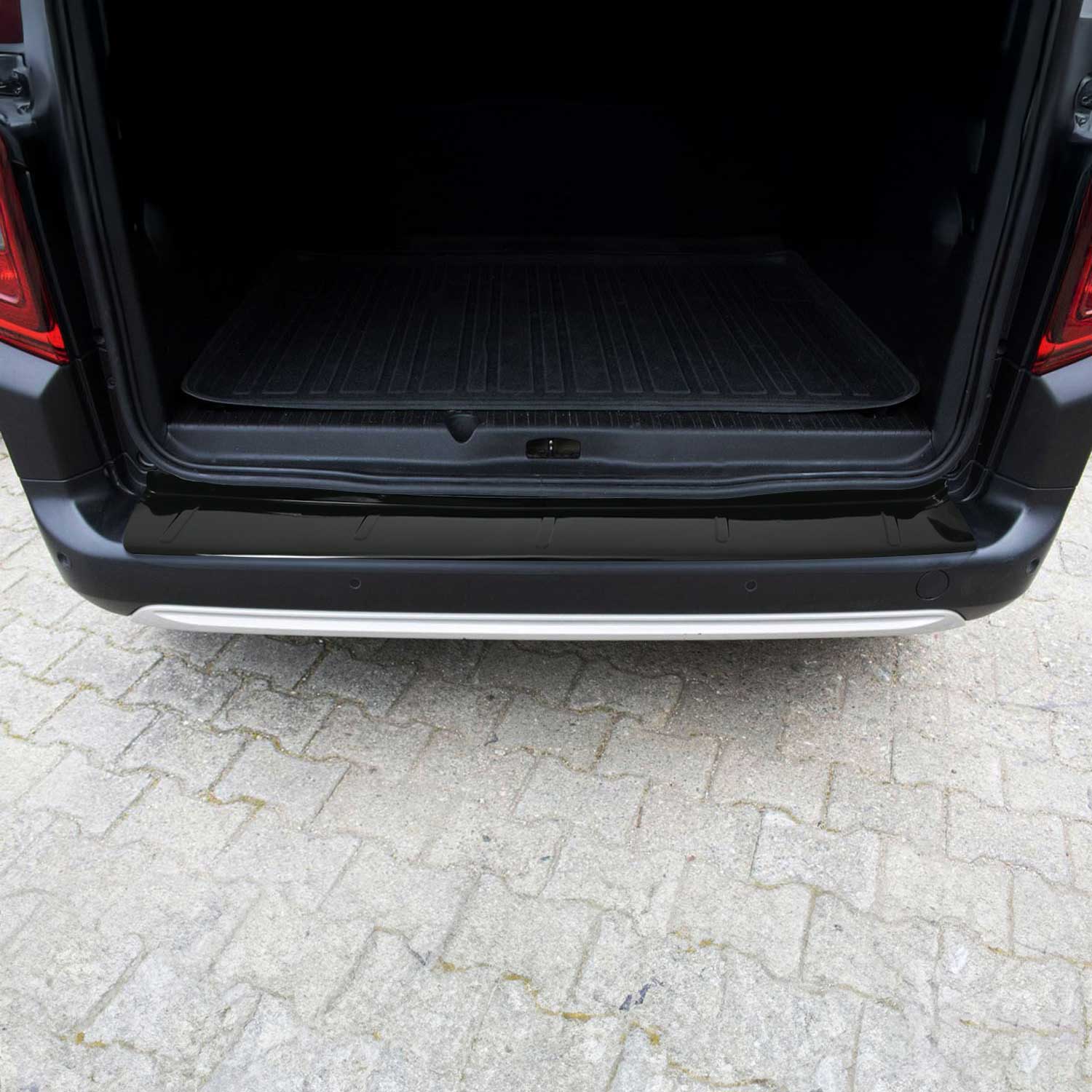 Seuil de coffre pour Peugeot Partner Tepee / Citroen Berlingo 2008-2018 noir