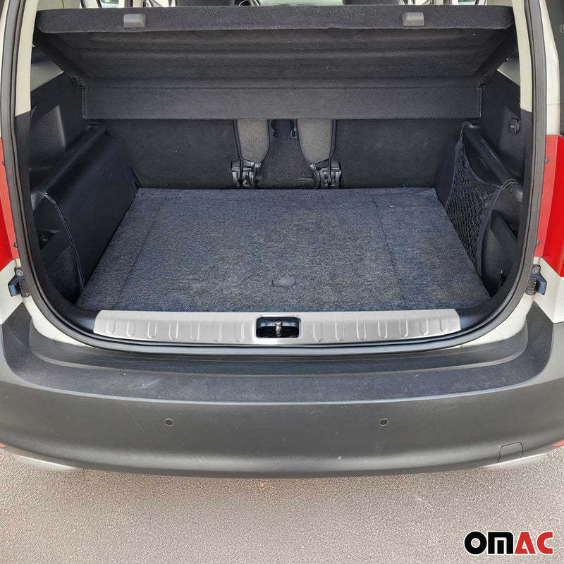 Protection de seuil de coffre pour Škoda Yeti 2010-2013 en acier argent 1 pièce