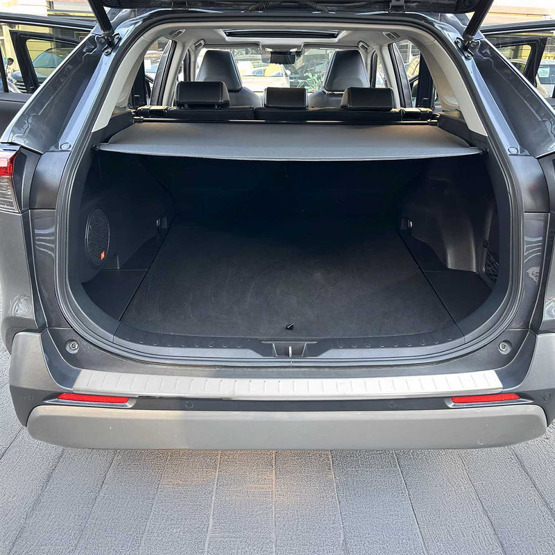 Protection Seuil de Pare-chocs Arriére Pour Toyota RAV4 2018-2025 Acier Brillant