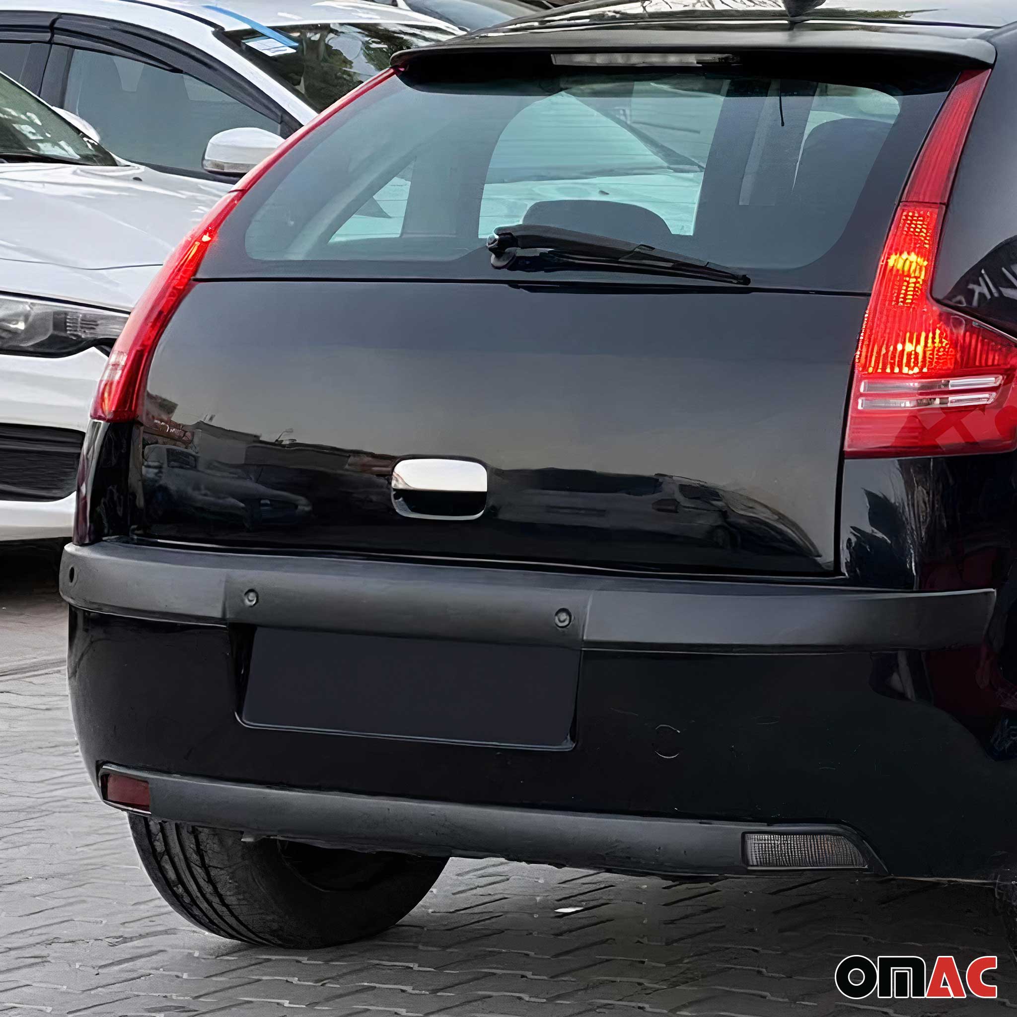 Garniture supérieure de Coffre pour Citroen C4 2004-2010 acier inox