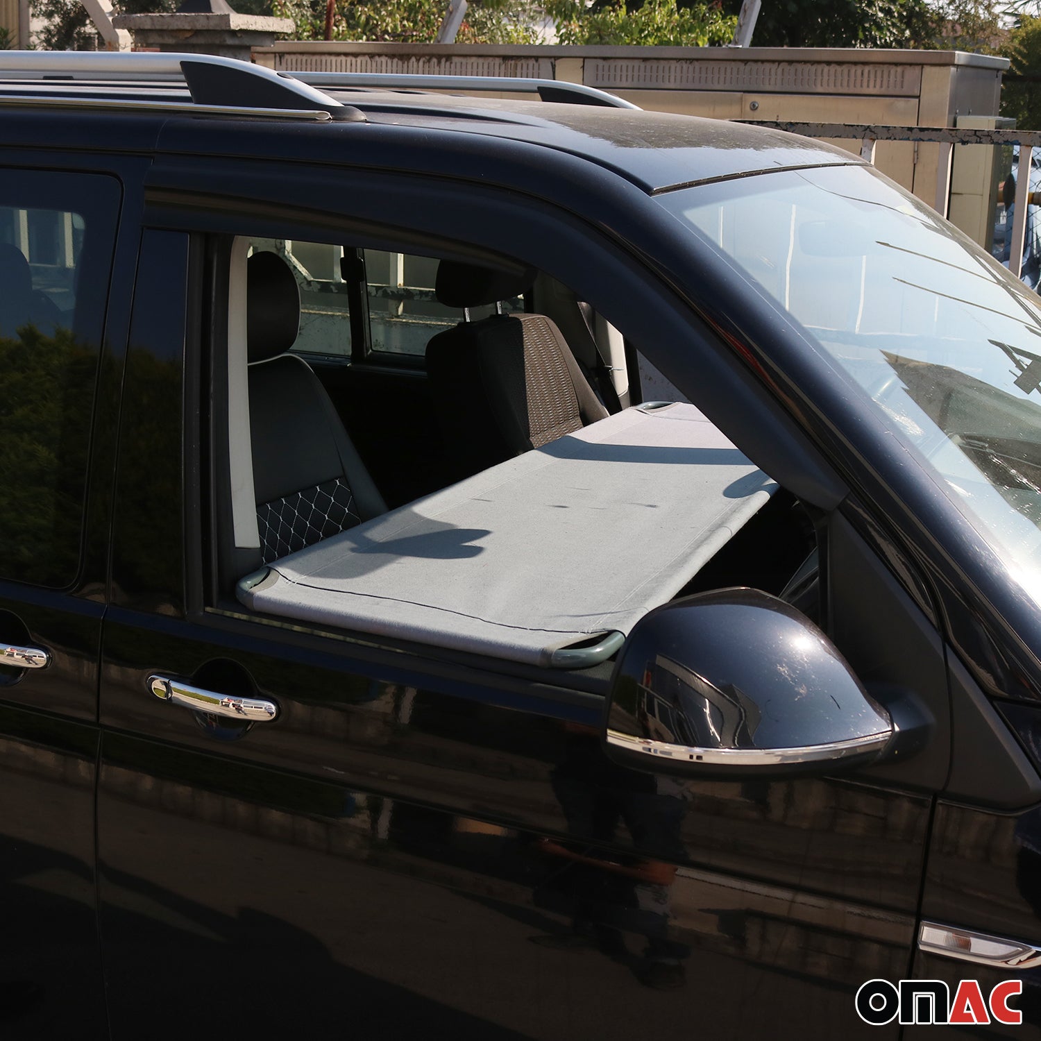 OMAC Lit de Camping Enfant pour VW Transporter T5 T6 T6.1 2003-2025 en Polyester