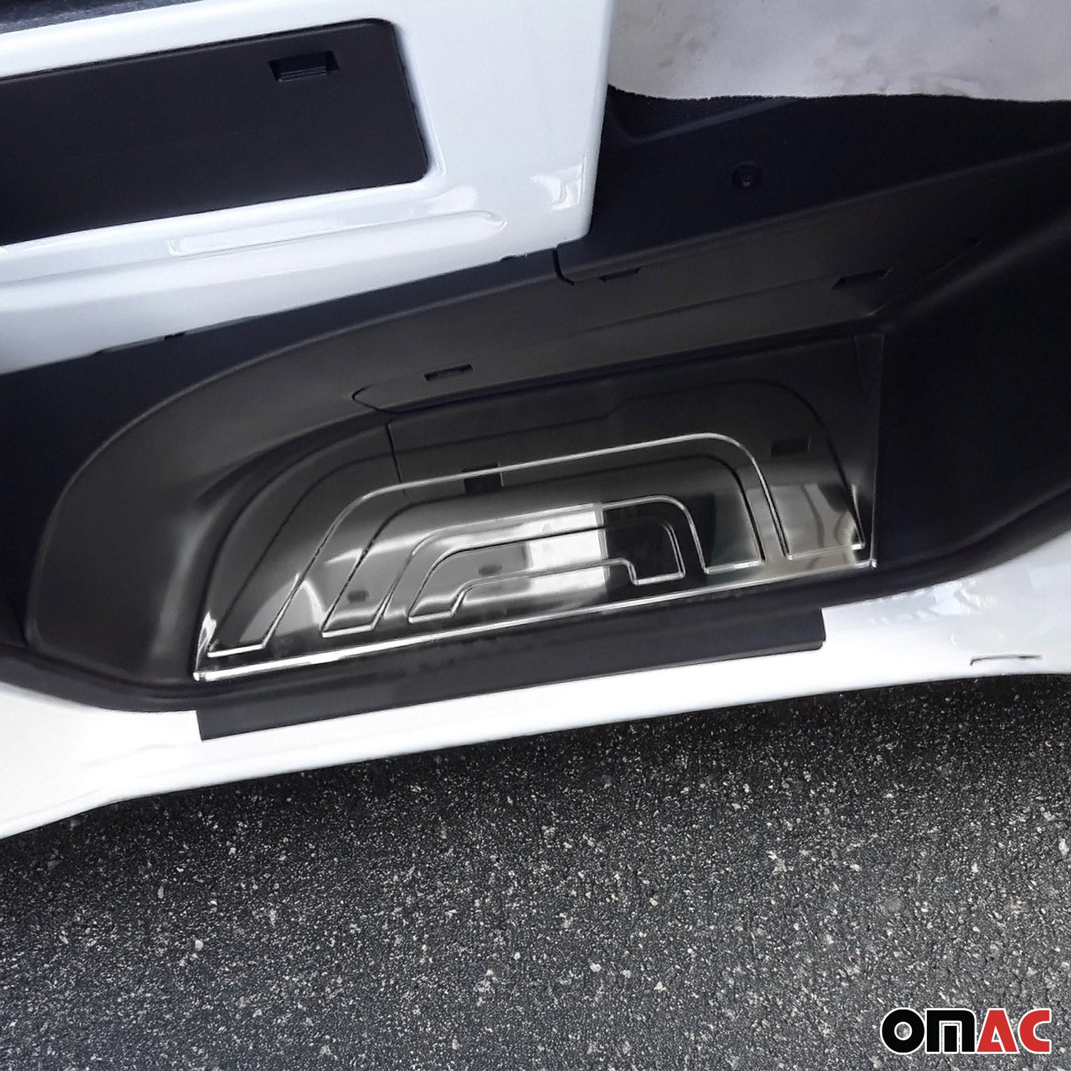 Couverture de Seuil de porte pour Mercedes Sprinter 2018-2026 inox chromé 4 Pcs