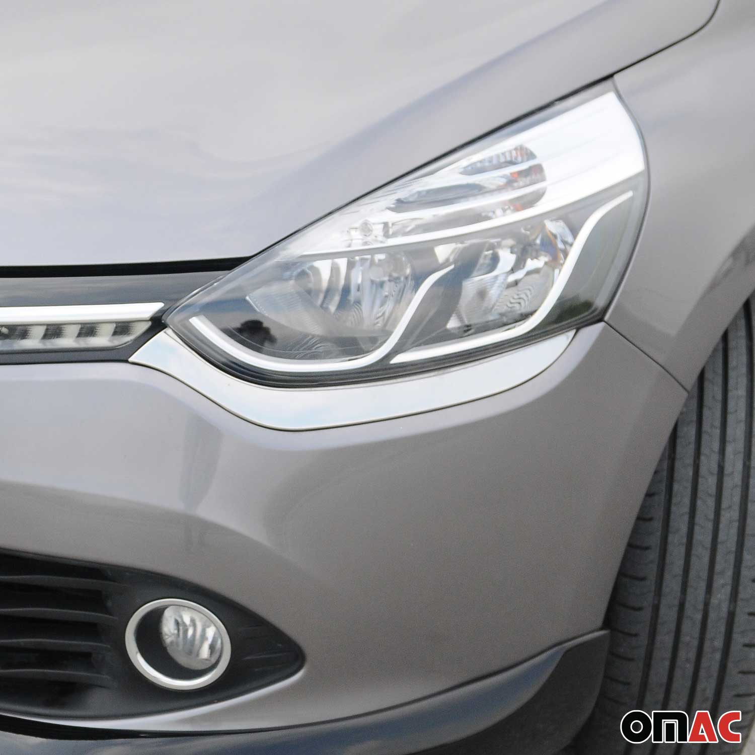 Cadres de Phares avant (inférieure) Renault Clio IV 2012-2016 Inoxydable Chromé