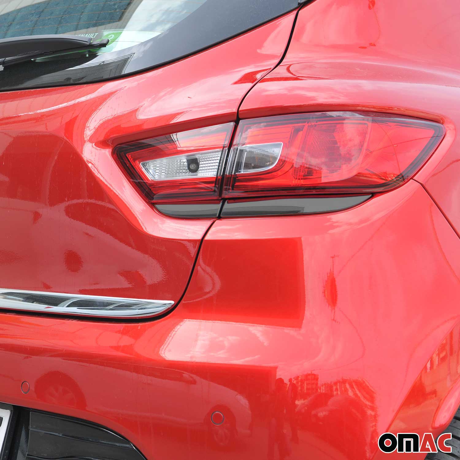 Cadre de phare Arrière pour Renault Clio IV 2012-19 en acier inox Chromé Foncé