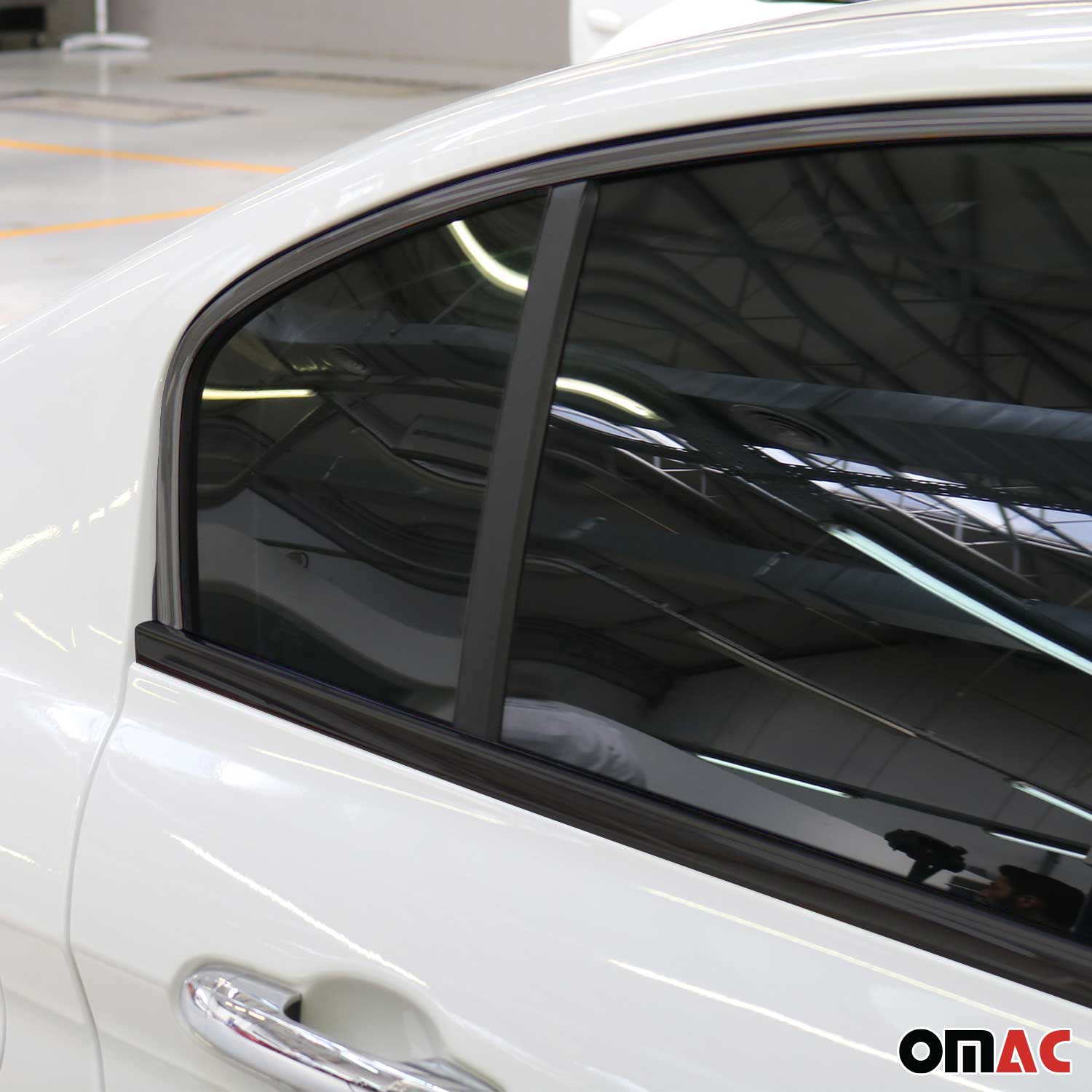 Garniture de Fenêtre pour Fiat Tipo 2015-2025 Berline HB Acier Inox Foncé