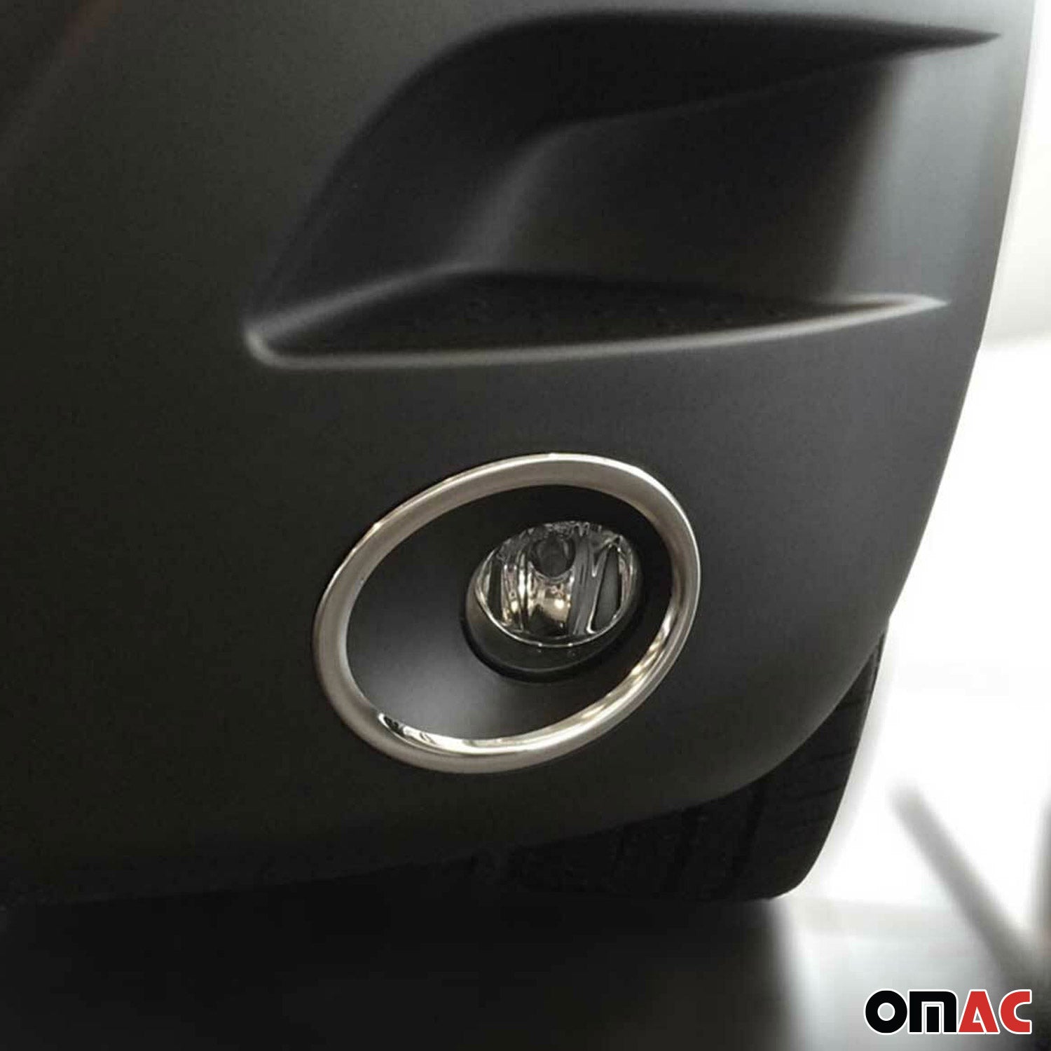 Cadres de Phare Antibrouillard Nissan NV400 2012-2022 Inox Chromé