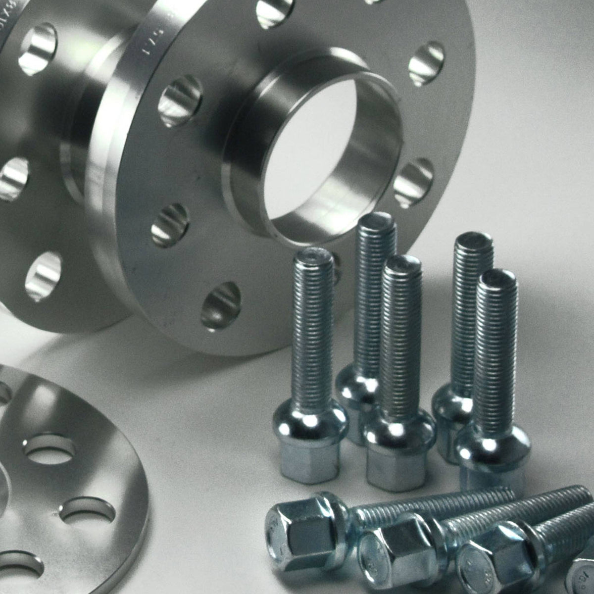 JOM Kit Élargisseurs de Voie 30mm pour Audi Q2 GA mit ABE Aluminium