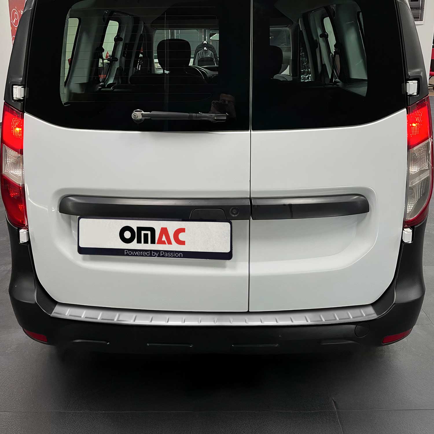 Protection Seuil De Pare-Chocs Arriére pour Dacia Dokker 2012-2024 Inox Brossé