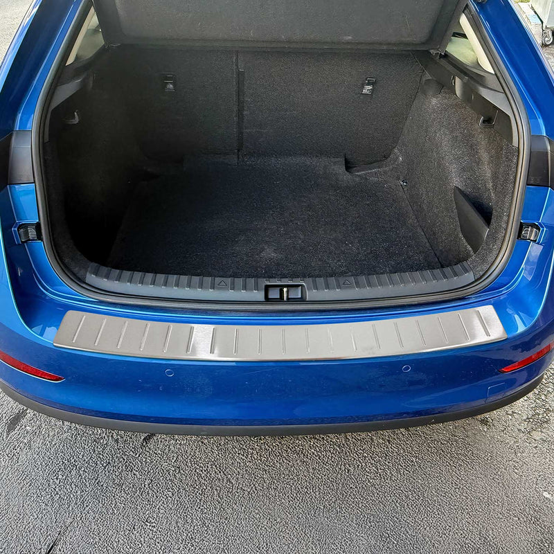 Protection seuil coffre pare-chocs pour Skoda Scala 2019-2024 inox Brossé