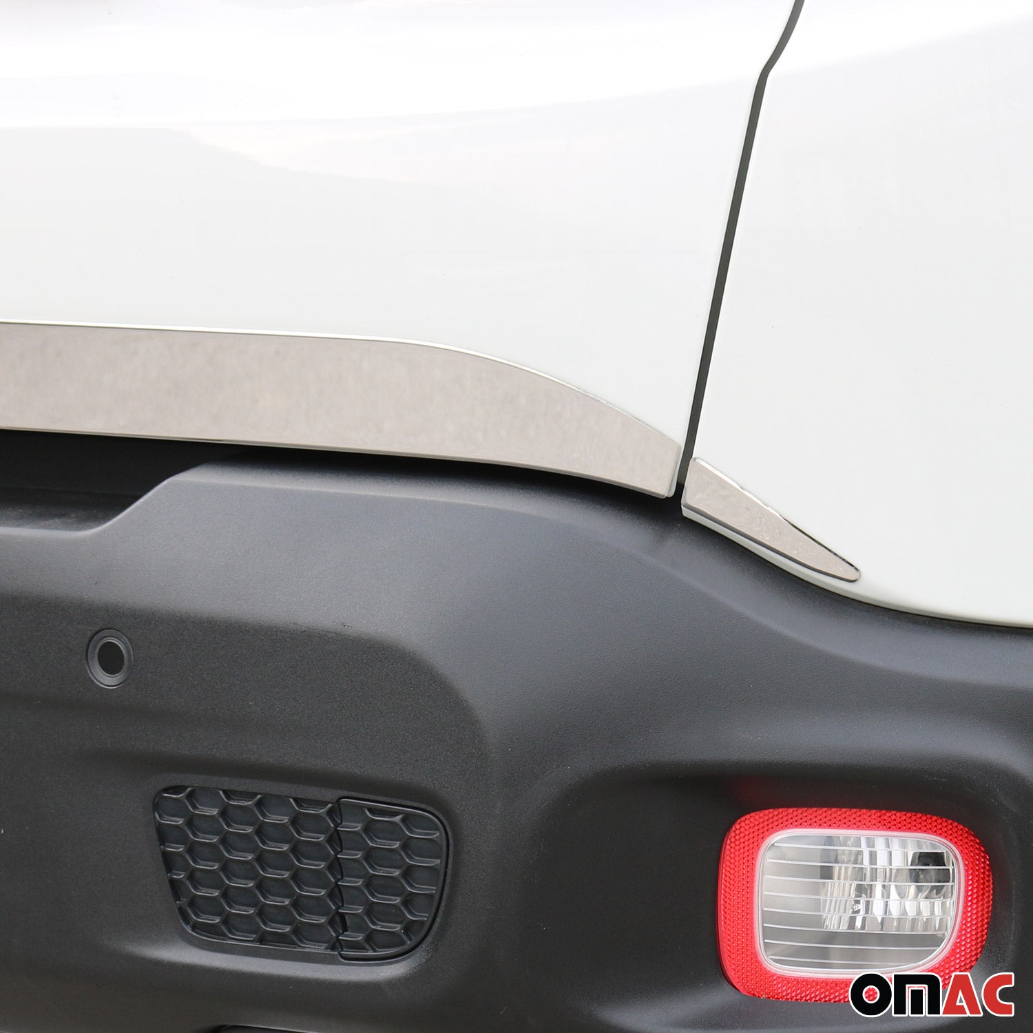 Garniture de Hayon Coffre pour Jeep Renegade 2014-2019 acier inox 3Pcs