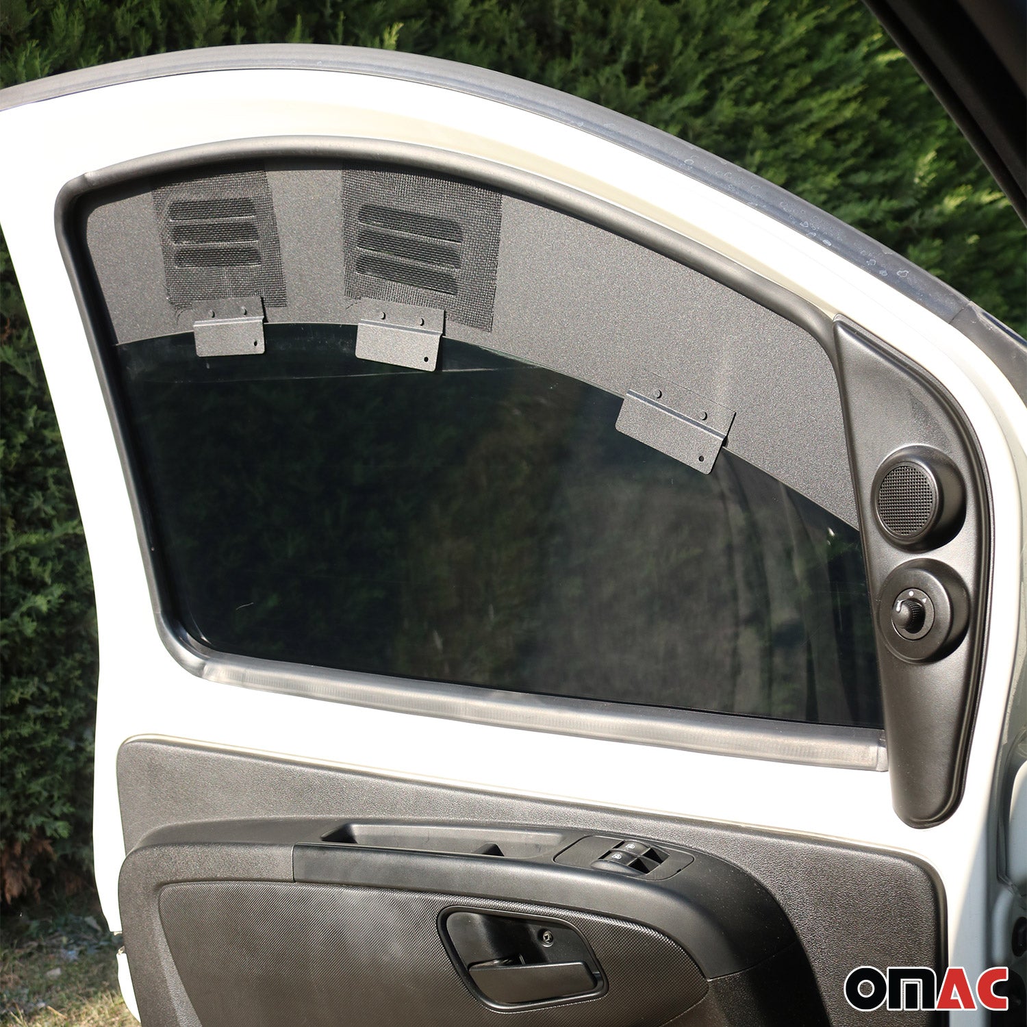 Grille d'aération de Fenêtre pour Peugeot Bipper 2008-2017 Aluminium Noir 2Pcs