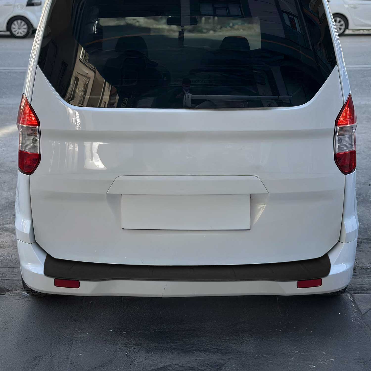 Protection seuil Coffre Pare-Chocs pour Ford Tourneo Courier 2014-2023