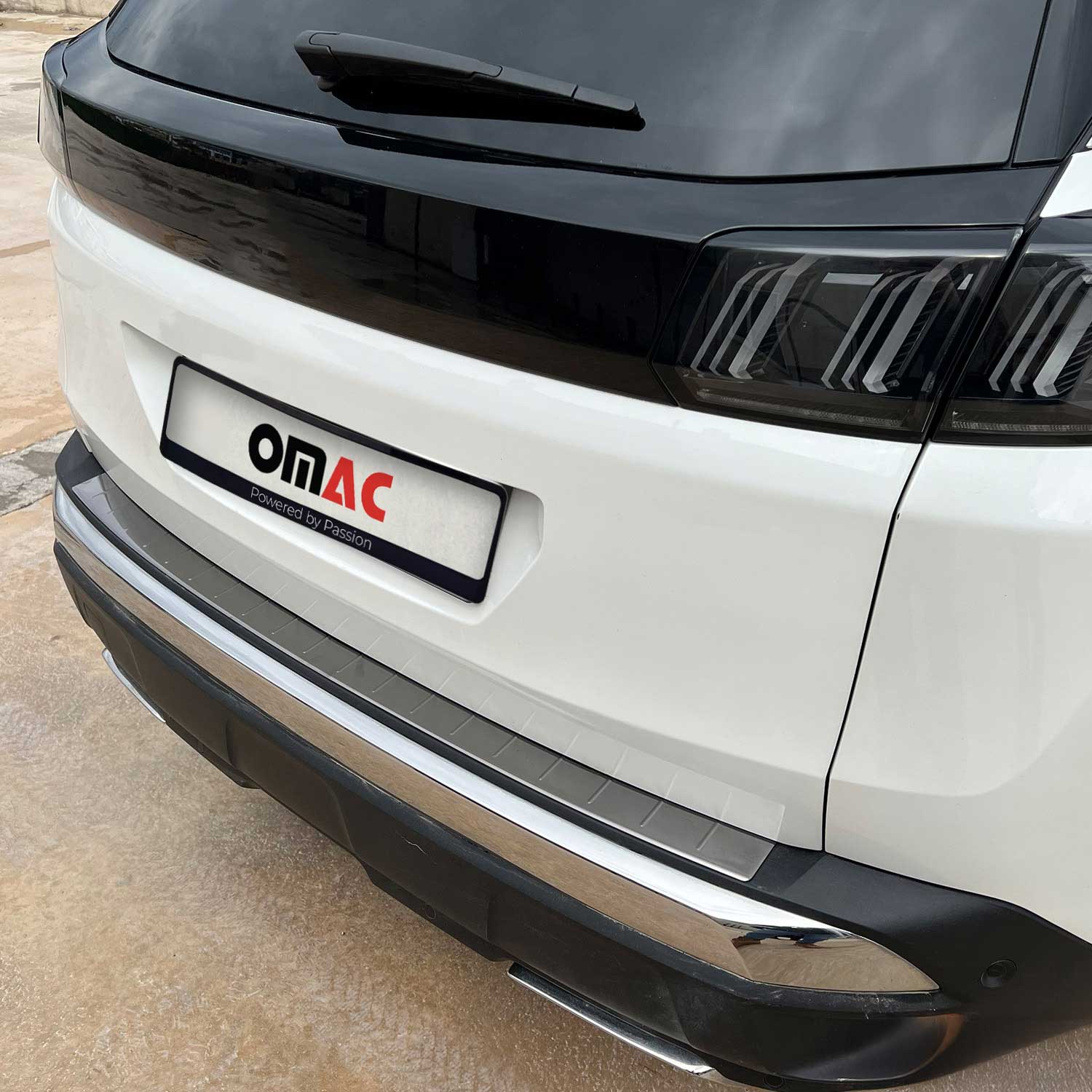 Protection de Pare-Chocs Arrière pour Peugeot 3008 II 2016-2024 Inox dark chrome