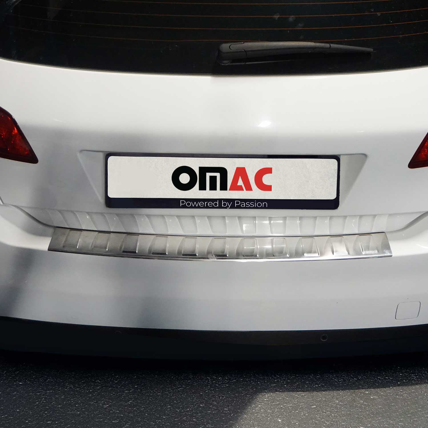 Protection Seuil de Pare-chocs Arriére pour Peugeot 308 2014-2021 HB Acier Inoxy