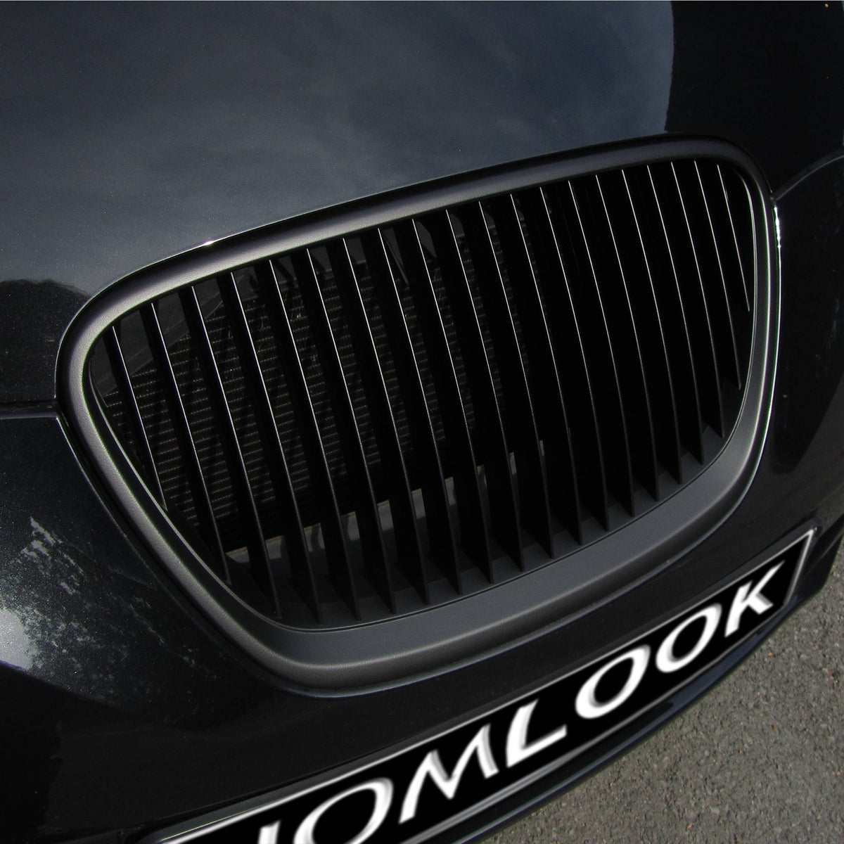 JOM Calandre pour Seat Leon (1P/Altea) 5P FL à partir de 2009 ohne Emblem ABS